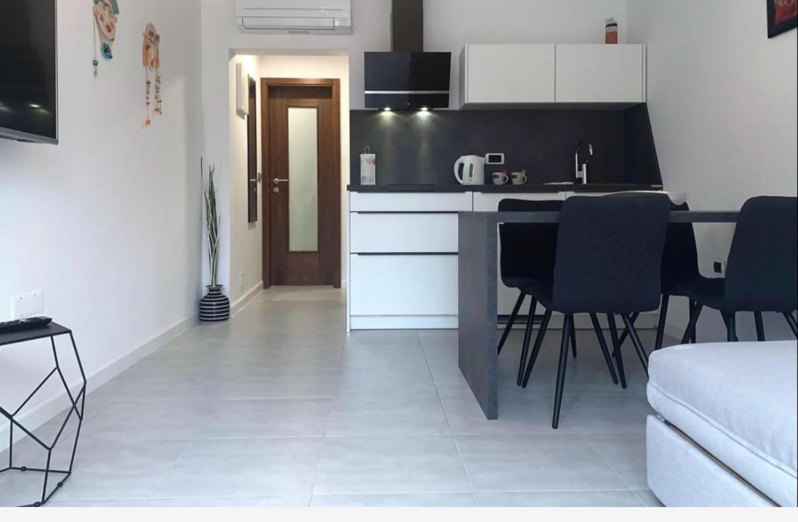 Apartments Artemus Karliva Izola Exterior foto